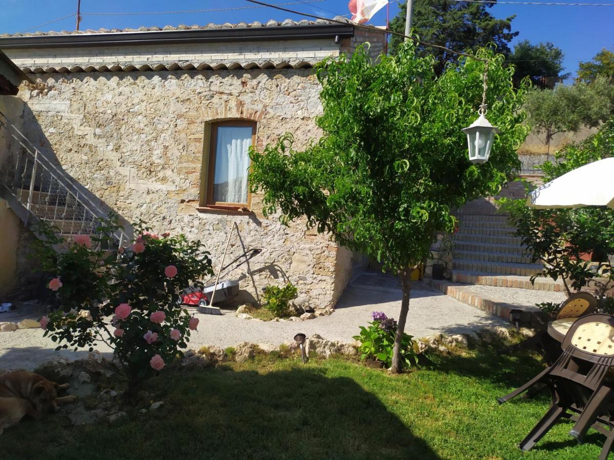 Il Giardino Dei Semplici B&B Caulonia Exterior foto